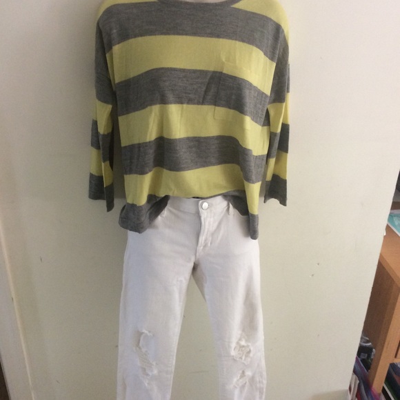 J.Brand white distressed jeans - Picture 3 of 6